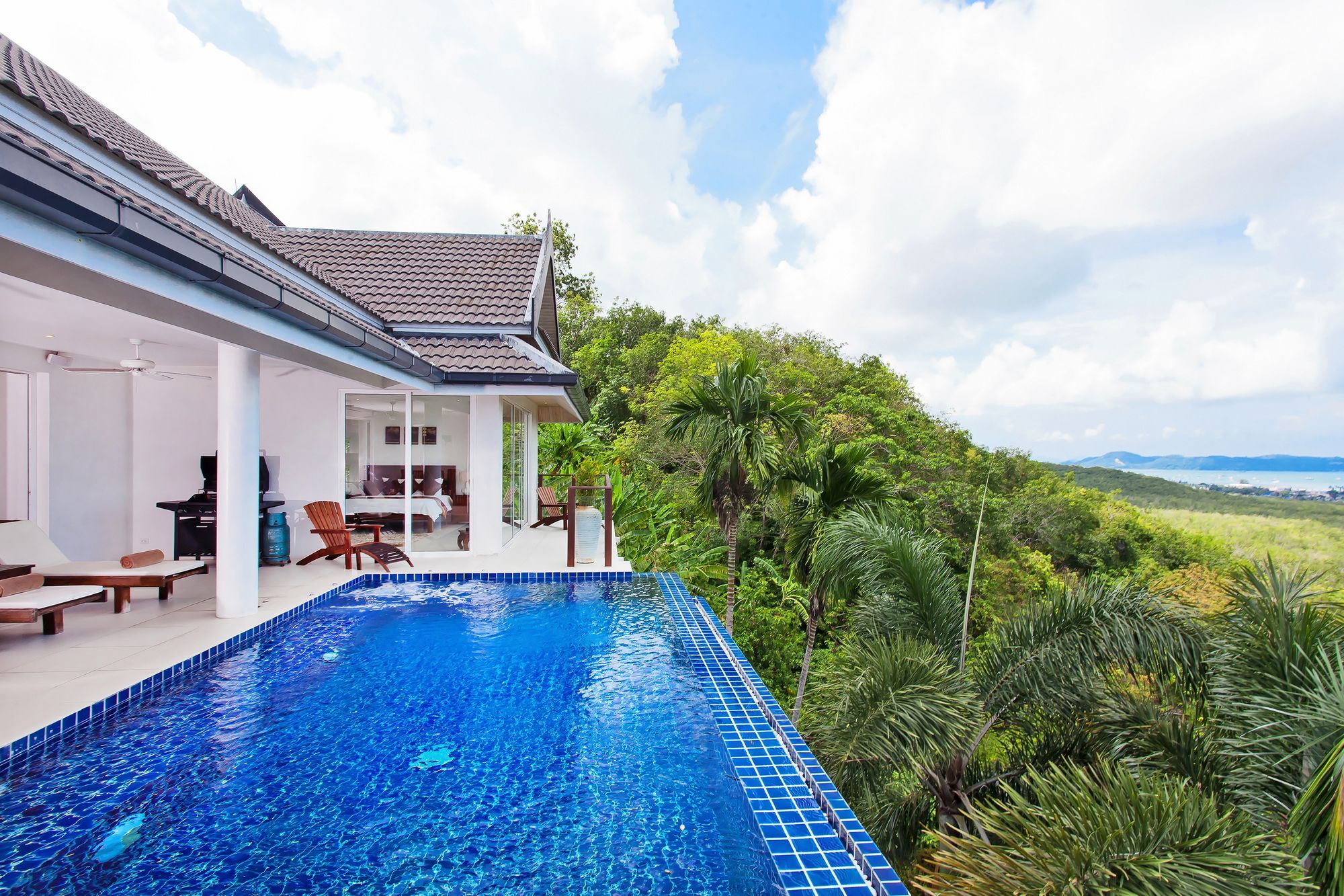 Villa Alangkarn Andaman 5 Bed Infinity Pool With Incredible View Nai Harn Exterior photo
